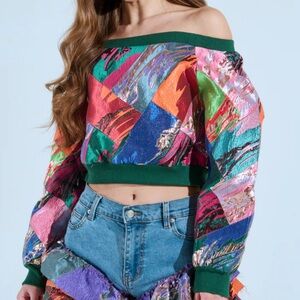 AKIRA 🖤 OFF THE SHOULDER MULTI PRINT cropped SWEATSHIRT Size LARGE